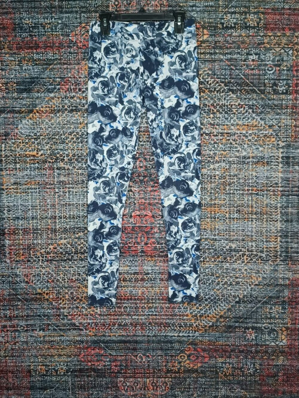 American Eagle womens white blue gray floral hi-rise leggings S
